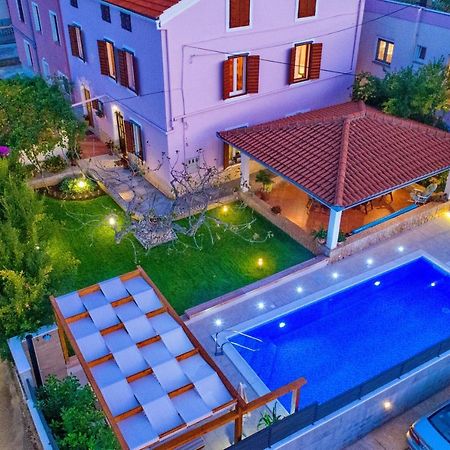 Apartments Guc Преко Екстериор снимка