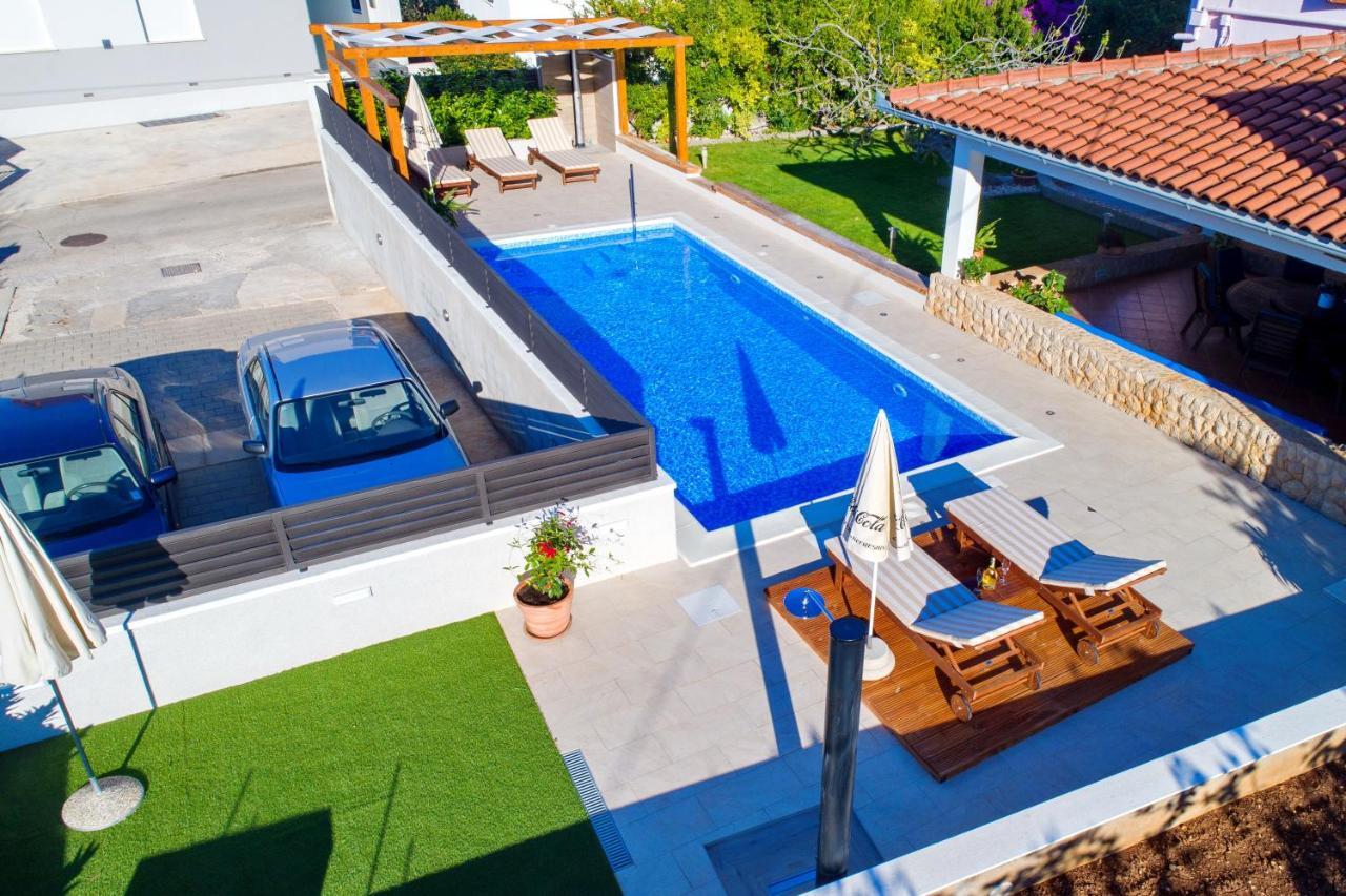 Apartments Guc Преко Екстериор снимка