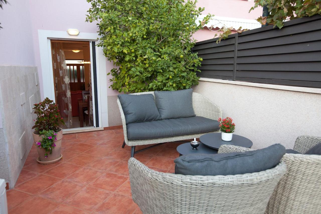 Apartments Guc Преко Екстериор снимка