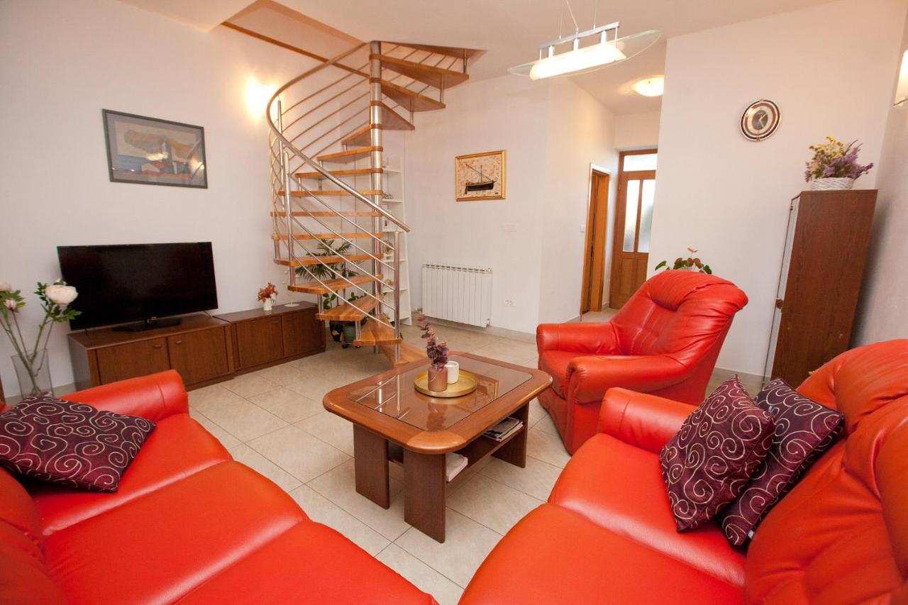 Apartments Guc Преко Екстериор снимка